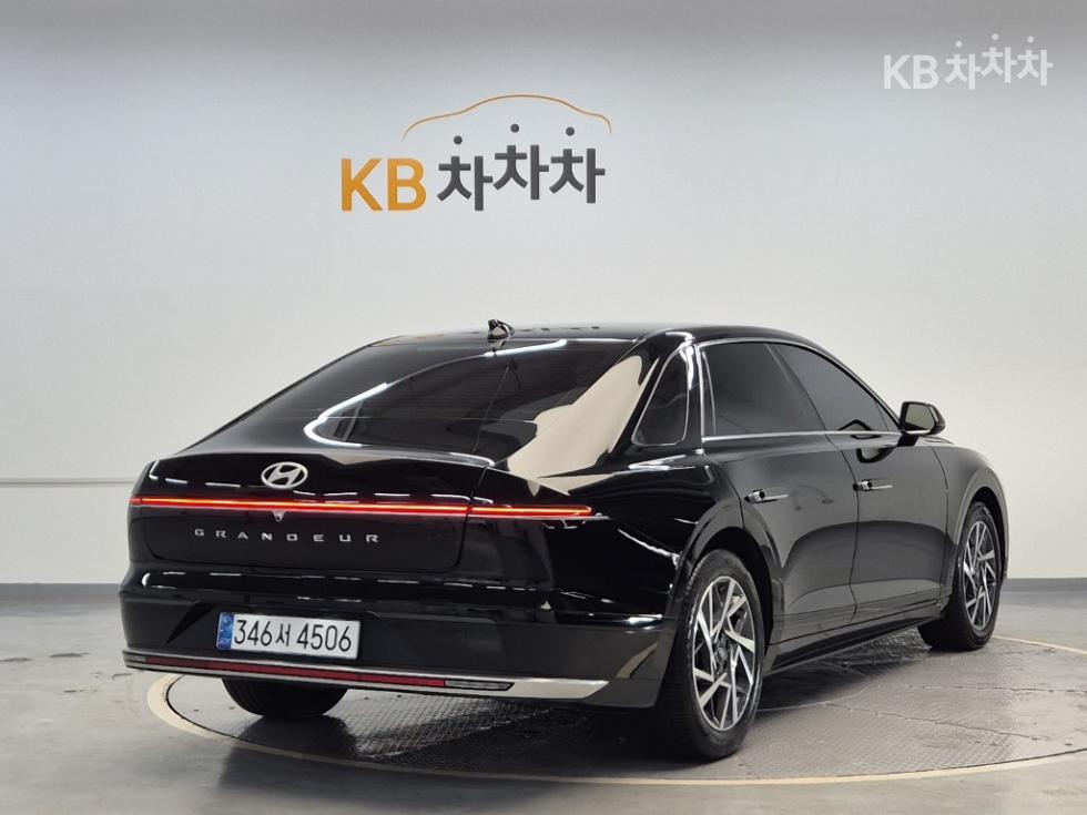 Hyundai Grandeur Premium — фото 3