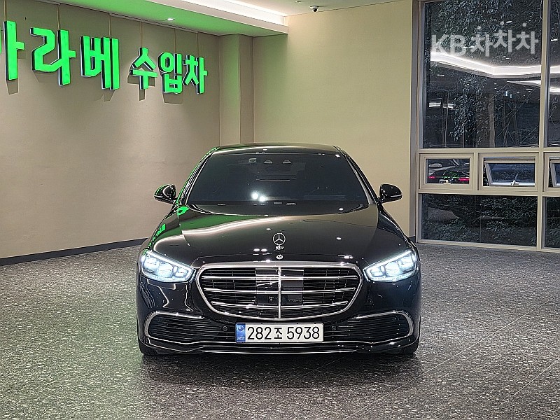 Mercedes-Benz S-Class BASE MODEL — фото 2