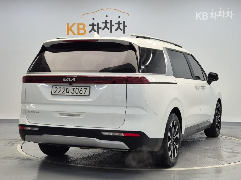 Kia Carnival PRESTIGE — фото 3