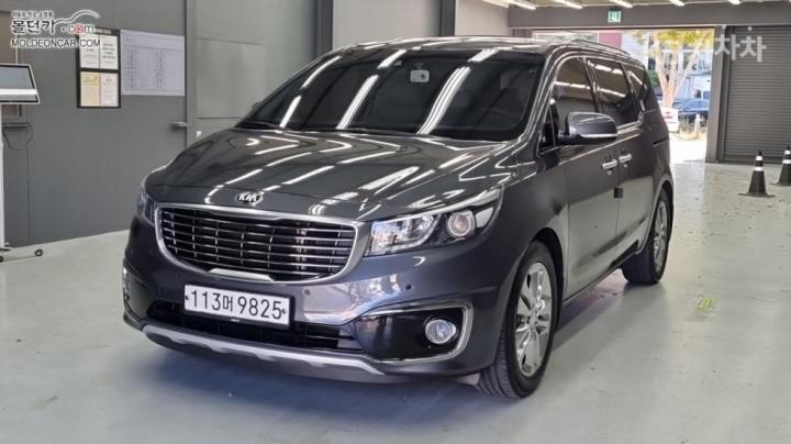 Kia Carnival 9인승 2.2 디젤 노블레스 — foto 1
