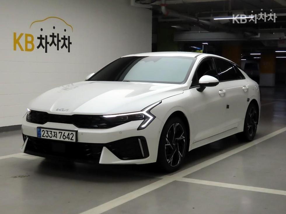 Kia K5 SIGNATURE — фото 2