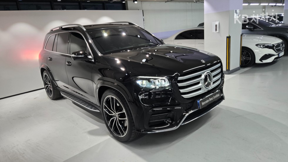 Mercedes-Benz GLS-Class BASE MODEL — фото 2
