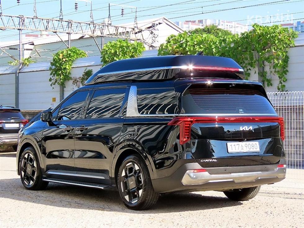 Kia Carnival SIGNATURE — фото 3