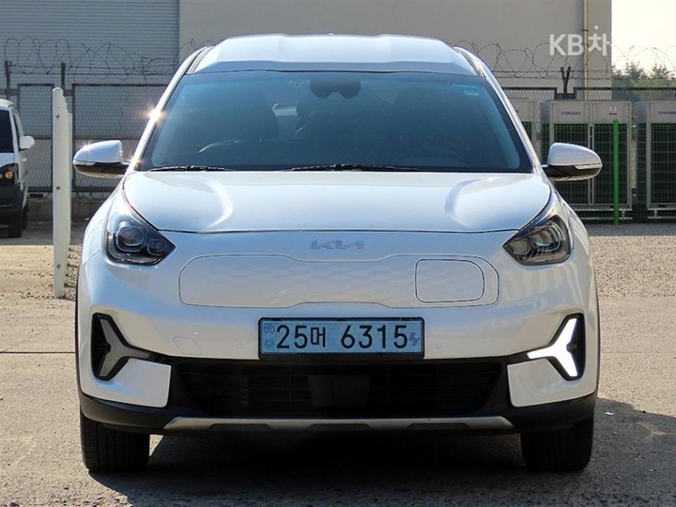 기아 니로 2022년식 기아 니로 플러스 EV 어스