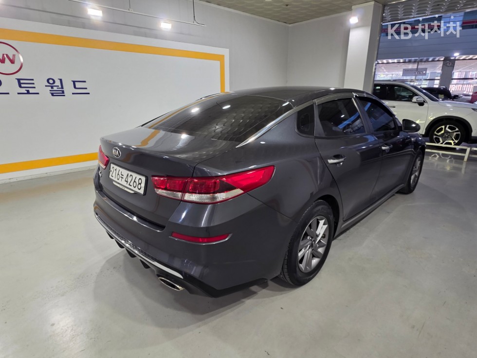 Kia K5 — miniaturë 21