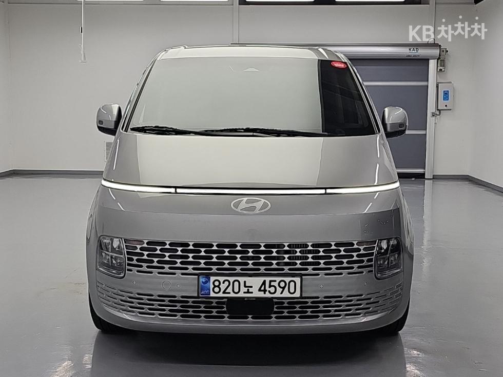 Hyundai Staria — фото 2