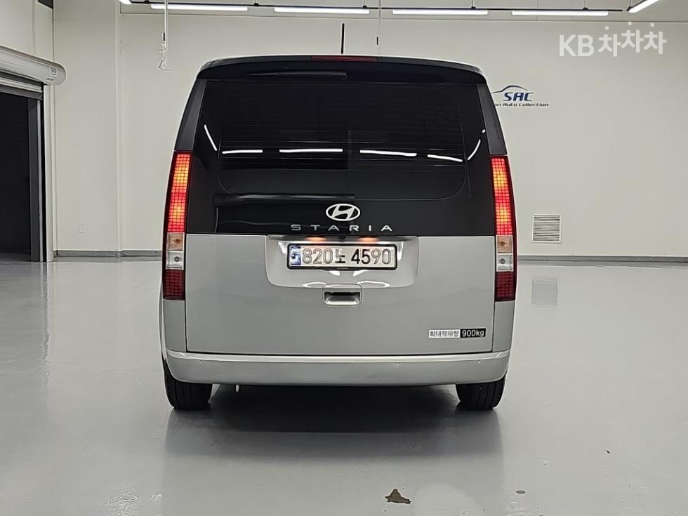 Hyundai Staria — фото 3