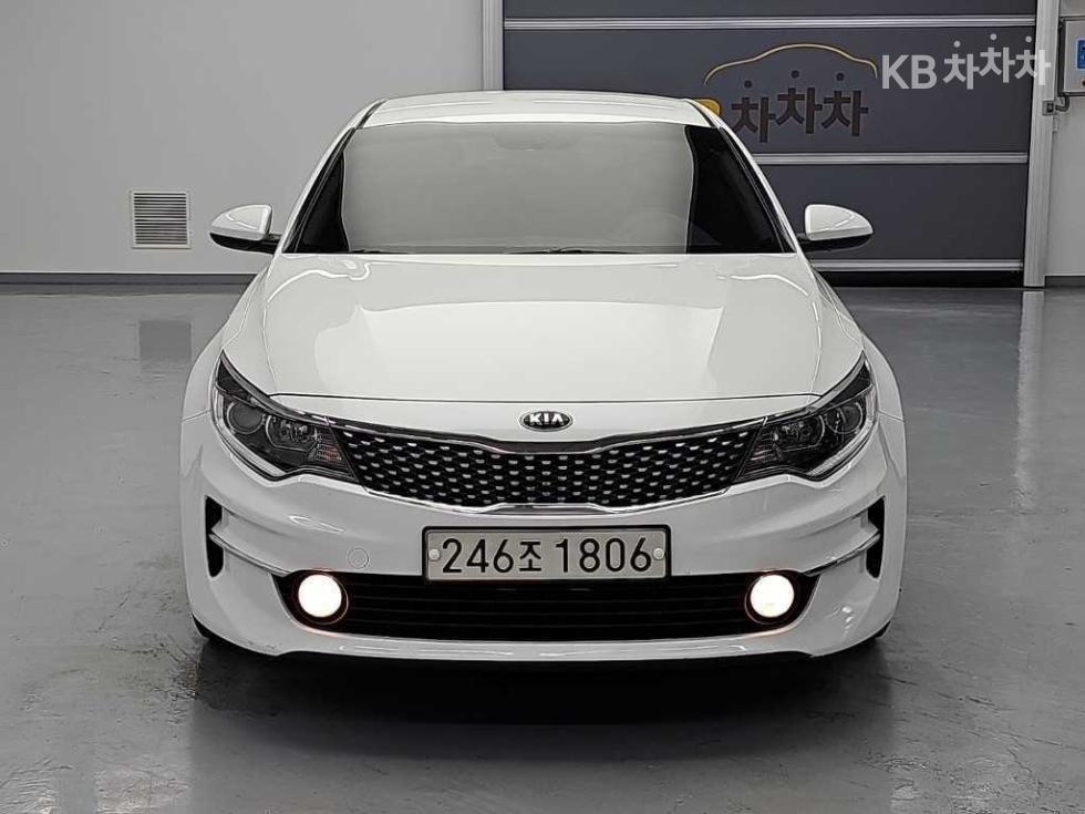 Kia K5 — miniaturë 2