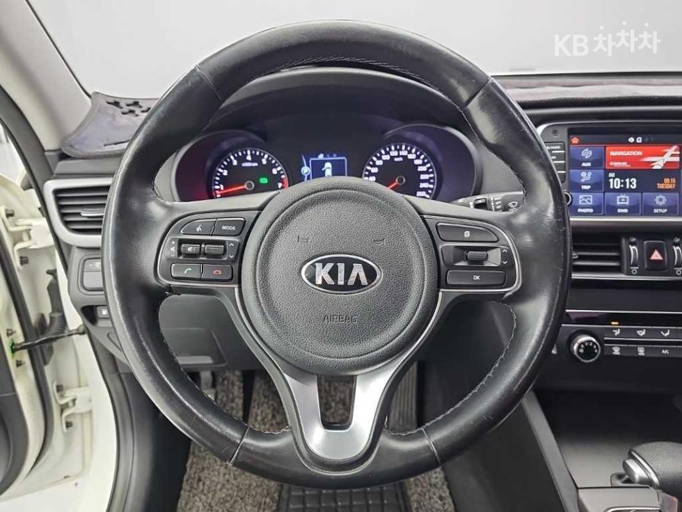 Kia K5 — miniaturë 9