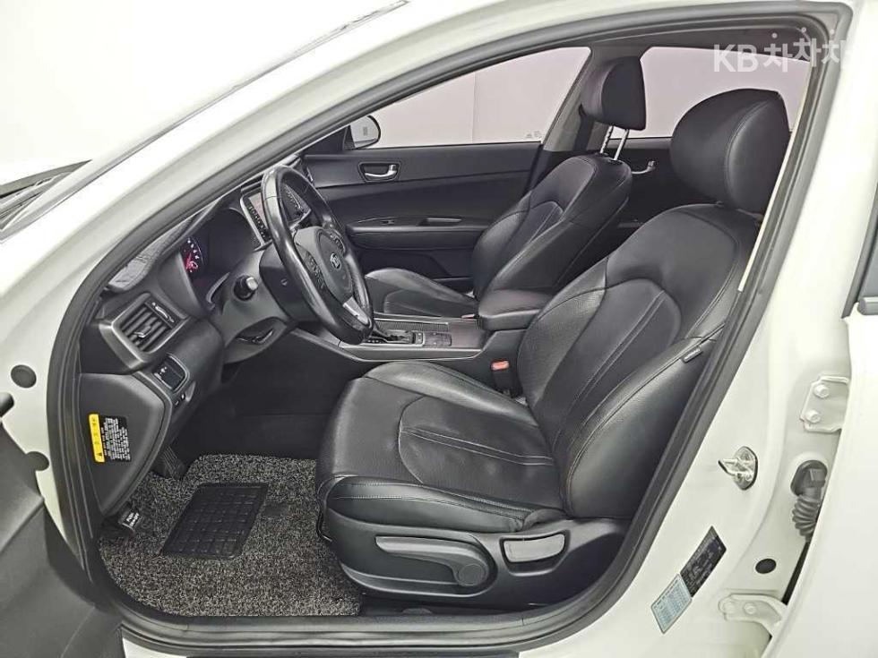 Kia K5 — miniaturë 11