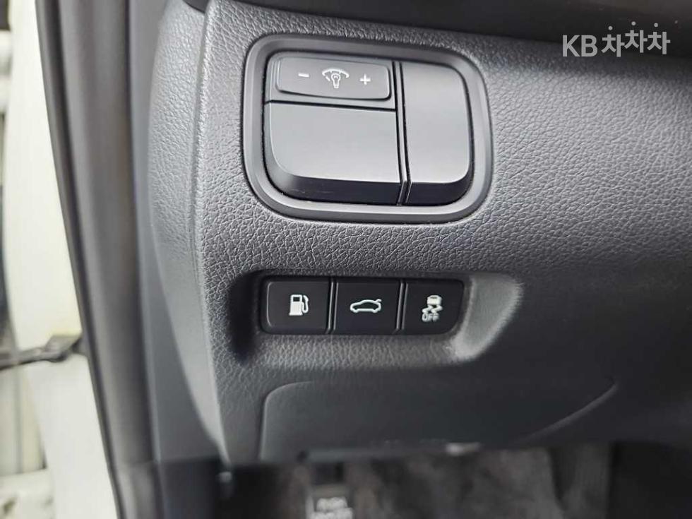 Kia K5 — miniaturë 16