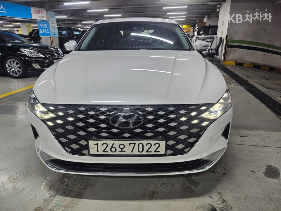 Hyundai Grandeur Premium — фото 1