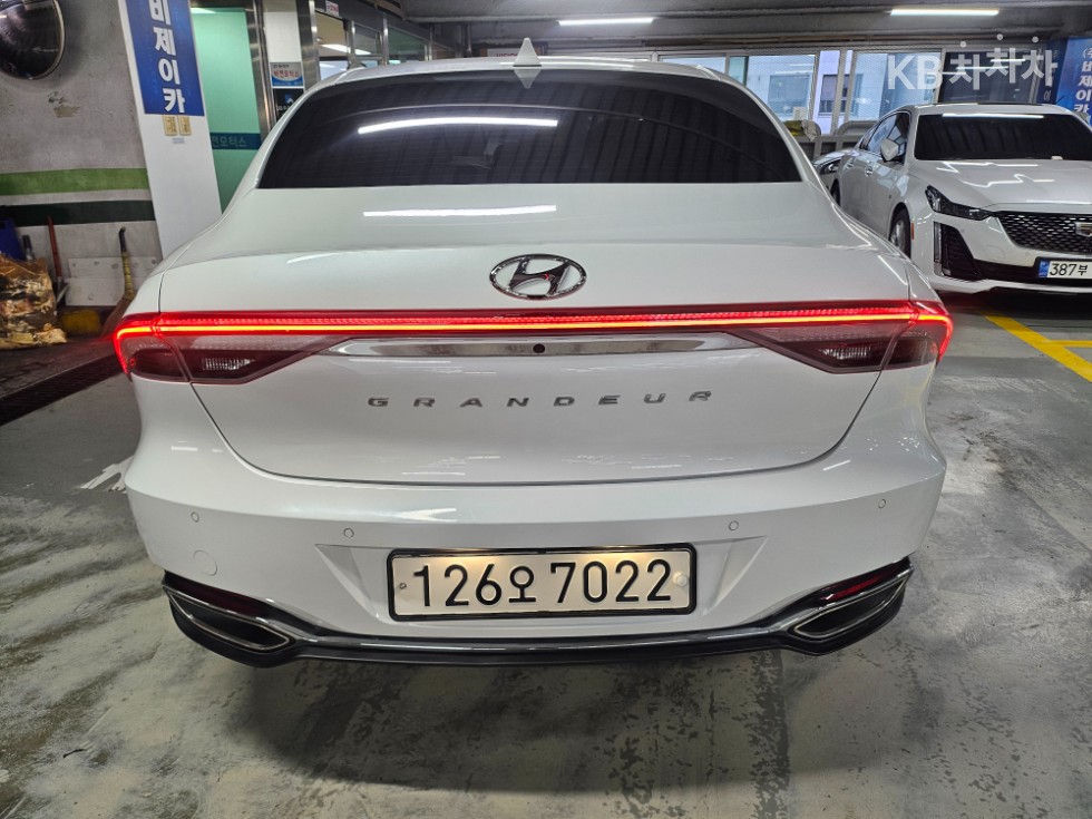 Hyundai Grandeur Premium — фото 3