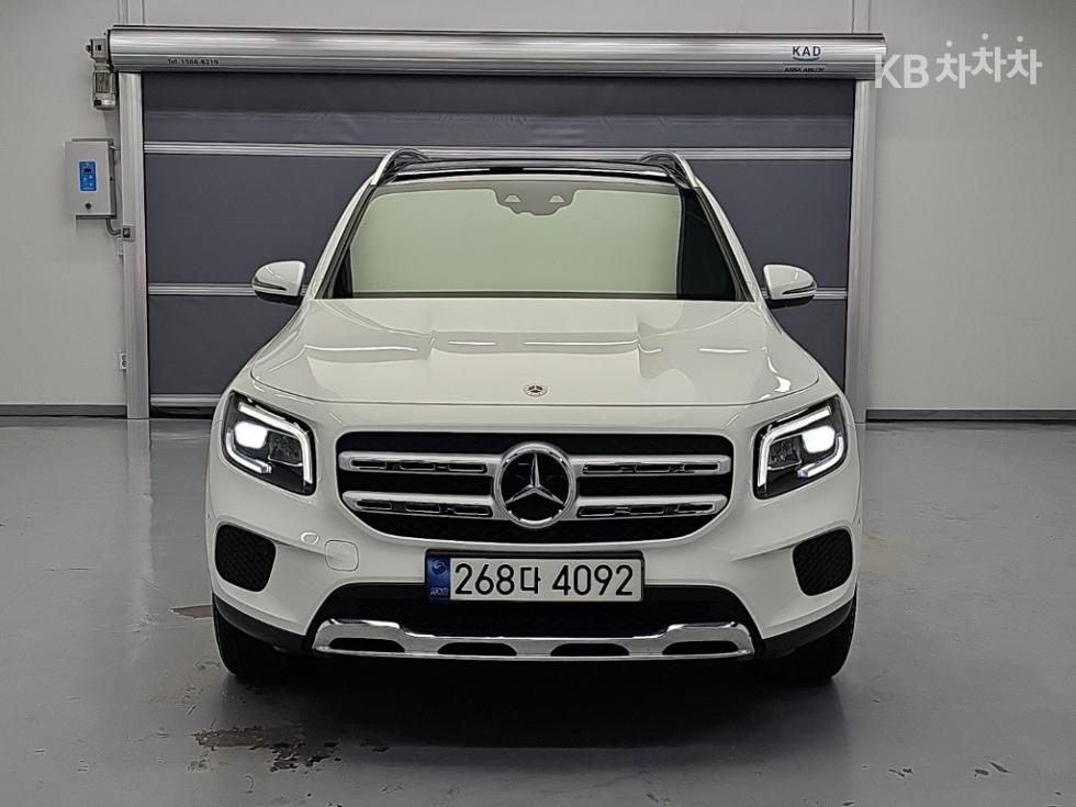 Mercedes-Benz GLB-Class — фото 2
