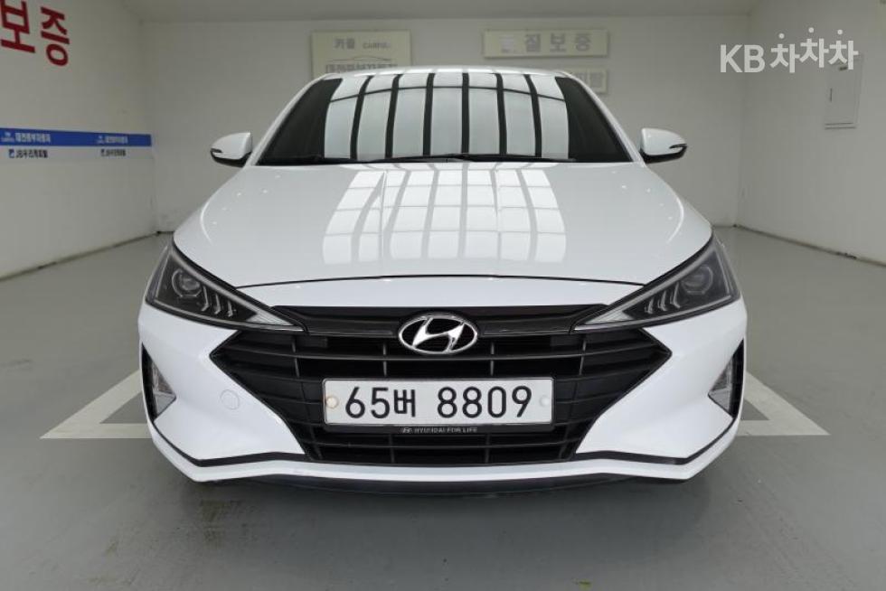 Hyundai Avante Style — фото 1
