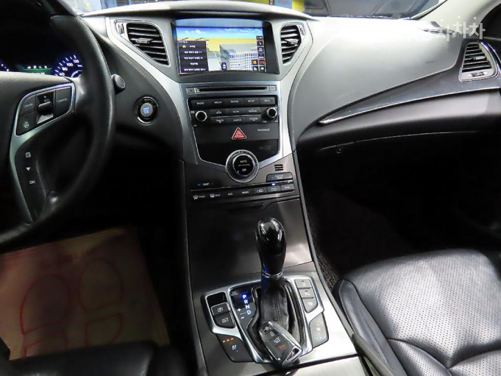 Hyundai Grandeur — miniaturë 9