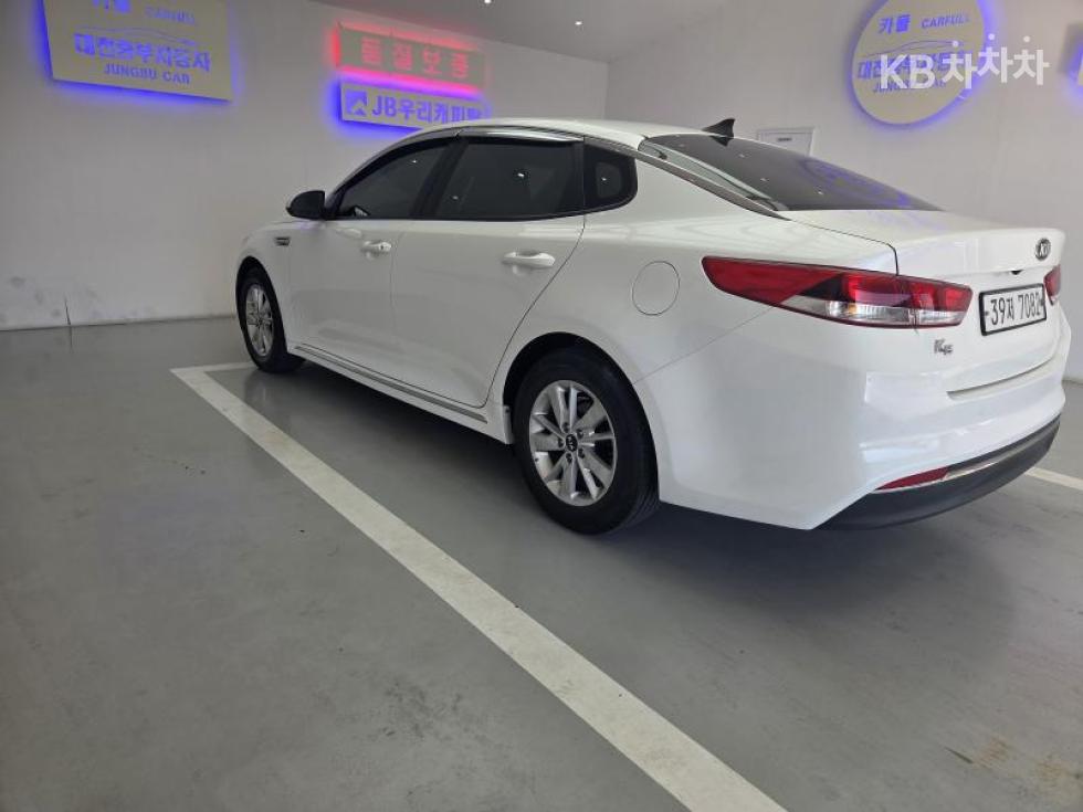 Kia K5 — miniaturë 6