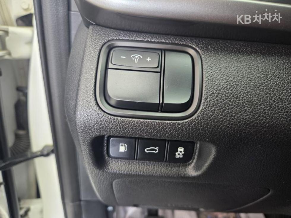 Kia K5 — miniaturë 13