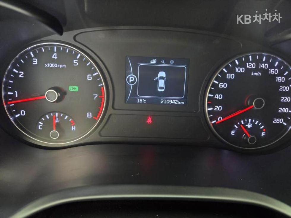 Kia K5 — miniaturë 16