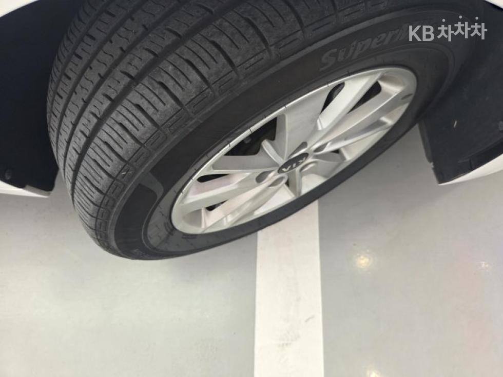 Kia K5 — miniaturë 21