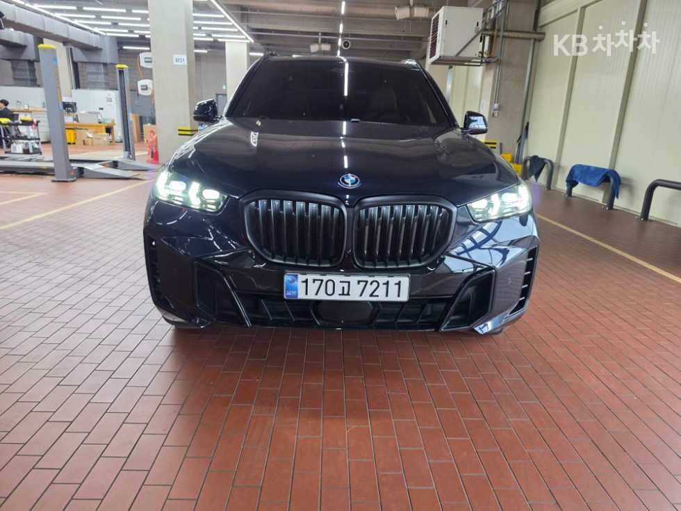 BMW X5 — miniaturë 2