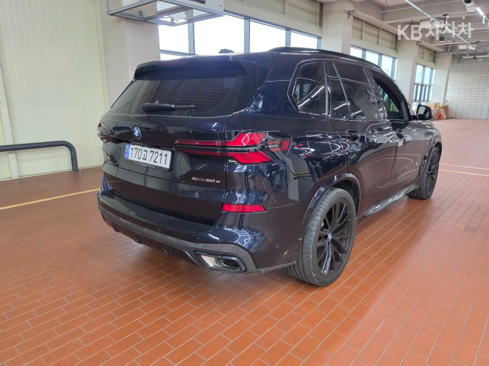 BMW X5 — miniaturë 4