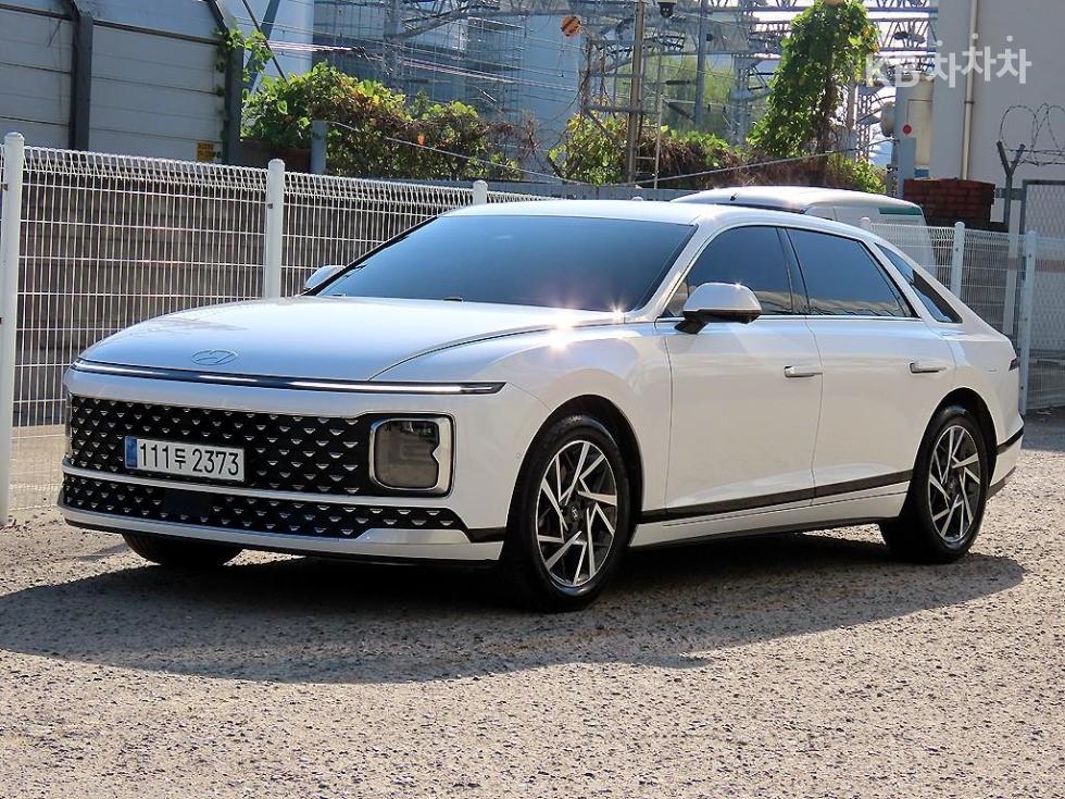 Hyundai Grandeur EXCLUSIVE — фото 2