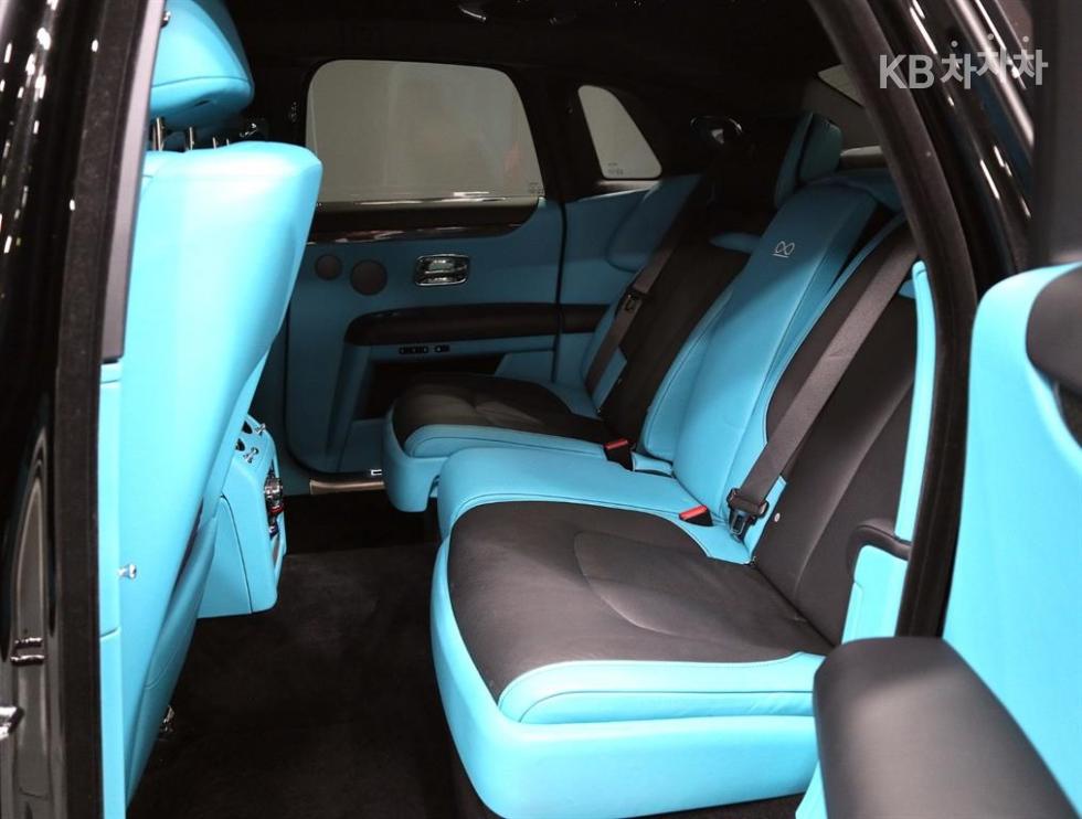 Rolls-Royce Ghost — miniaturë 10