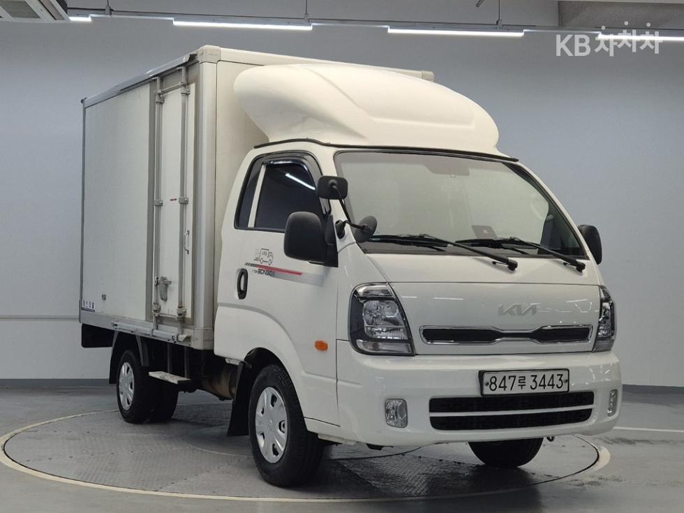 Kia LPI Plus King Cab Luxury — фото 4