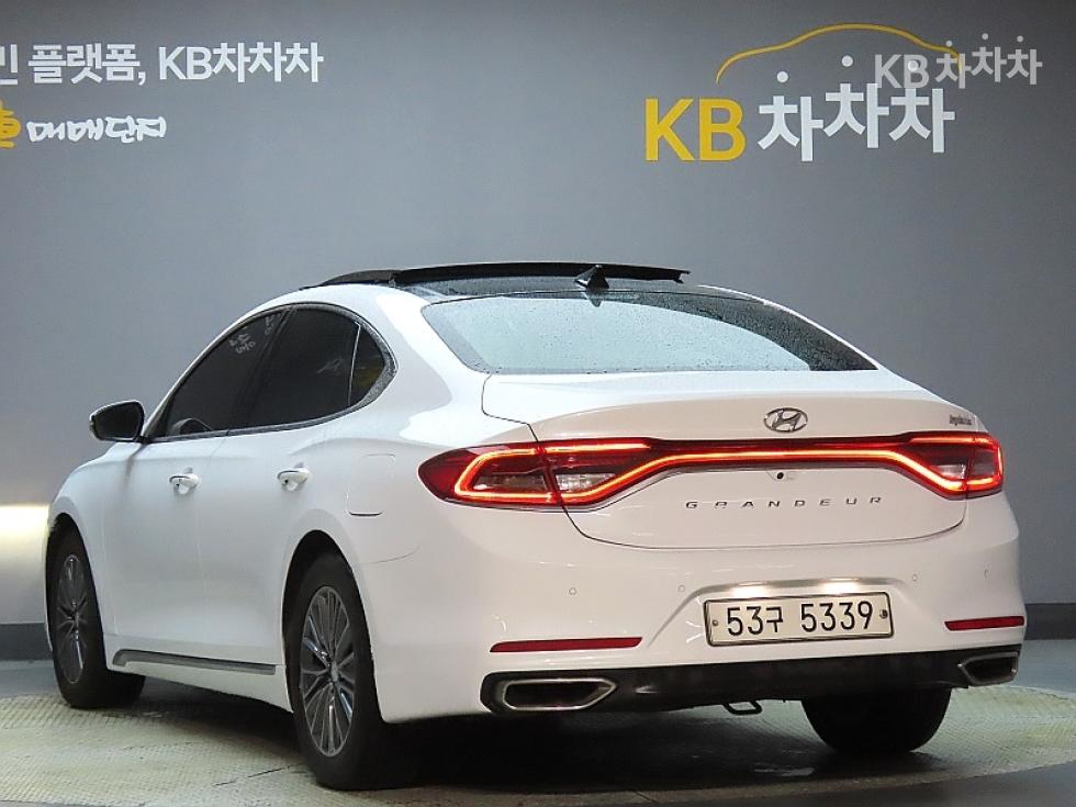 Hyundai Grandeur BASE MODEL — фото 4