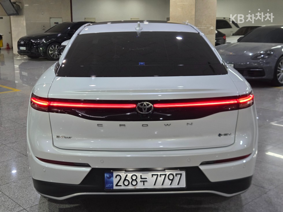 Toyota Crown BASE MODEL — фото 4