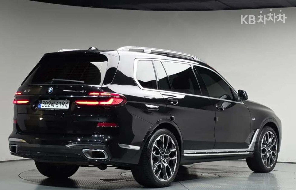 BMW X7 — miniaturë 3