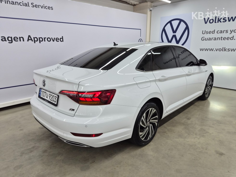 Volkswagen Prestige — фото 4