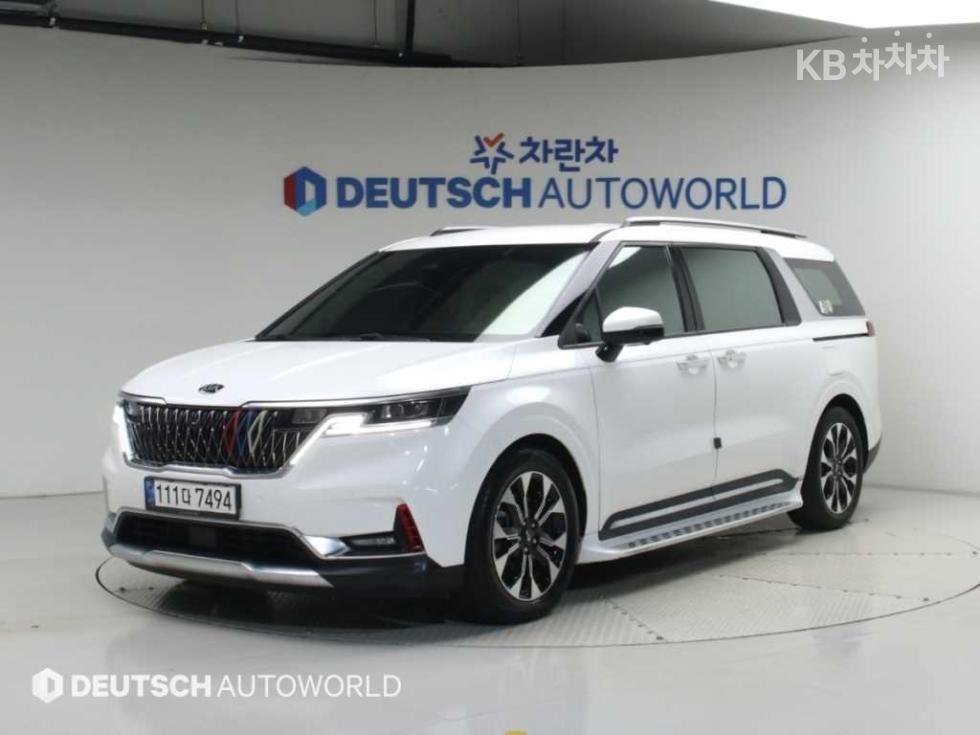 Kia Carnival SIGNATURE — фото 1
