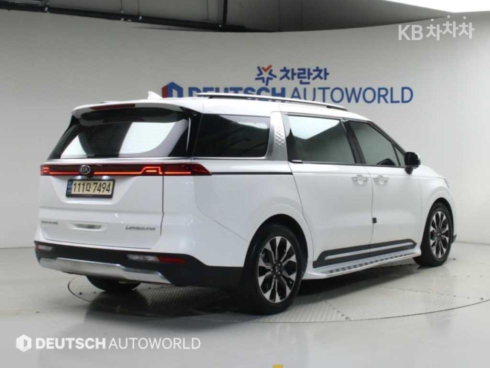 Kia Carnival SIGNATURE — фото 2