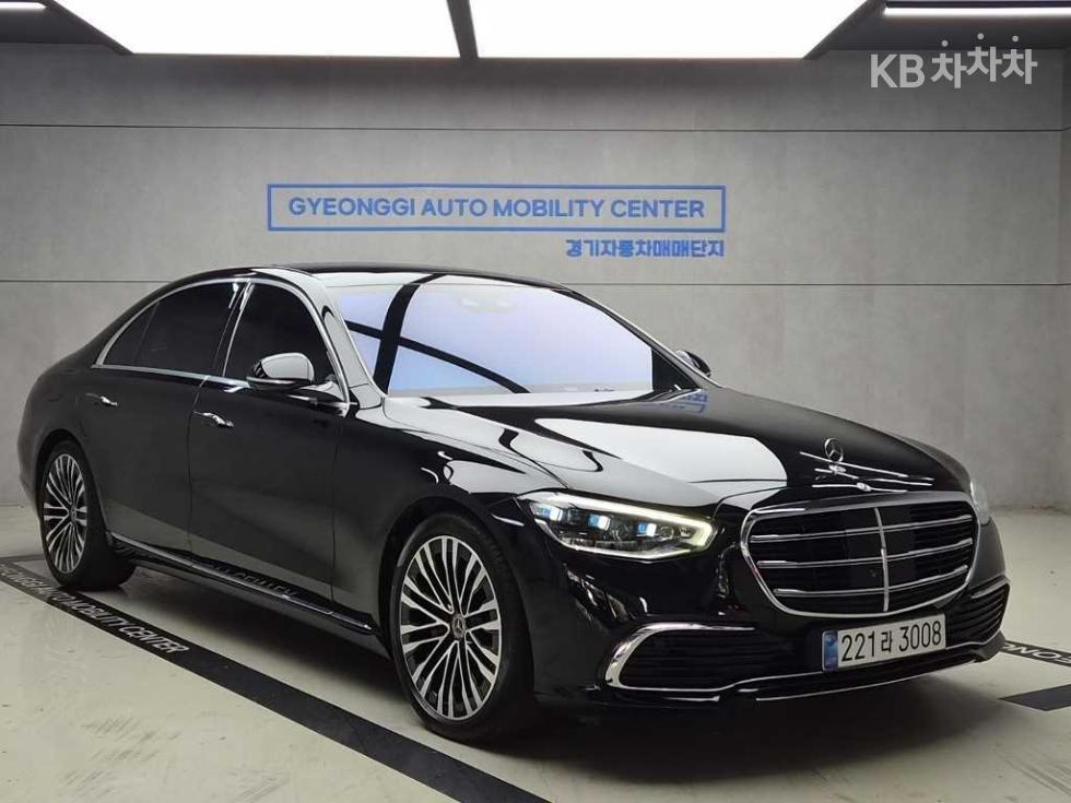 Mercedes-Benz S-Class BASE MODEL — фото 1