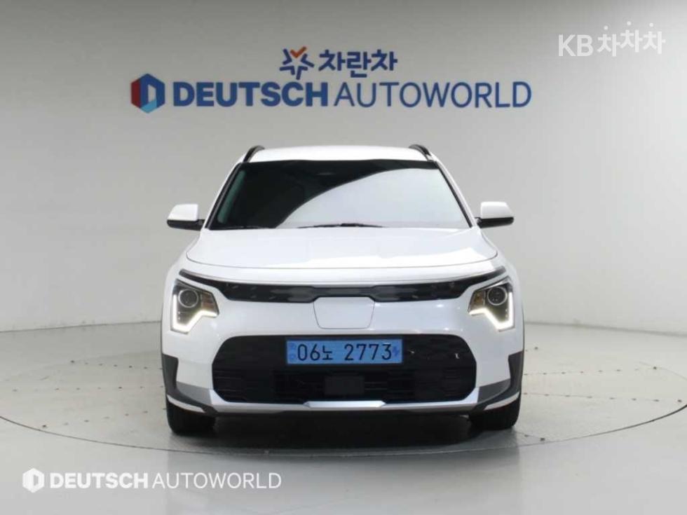 Kia BASE MODEL — фото 3