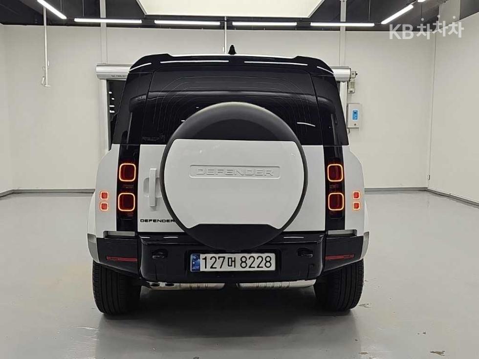 Land Rover Defender X-DYN HSE — фото 3