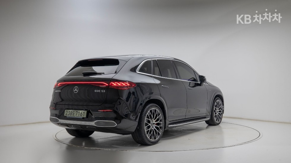 Mercedes-Benz EQE — miniaturë 4