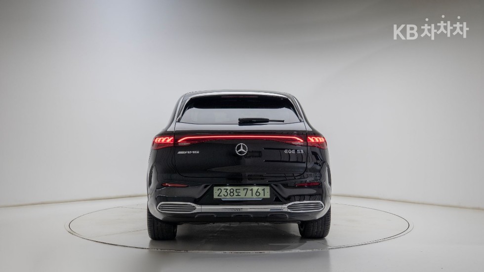 Mercedes-Benz EQE — miniaturë 3