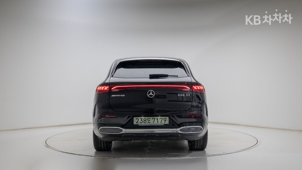 Mercedes-Benz EQE — miniaturë 3