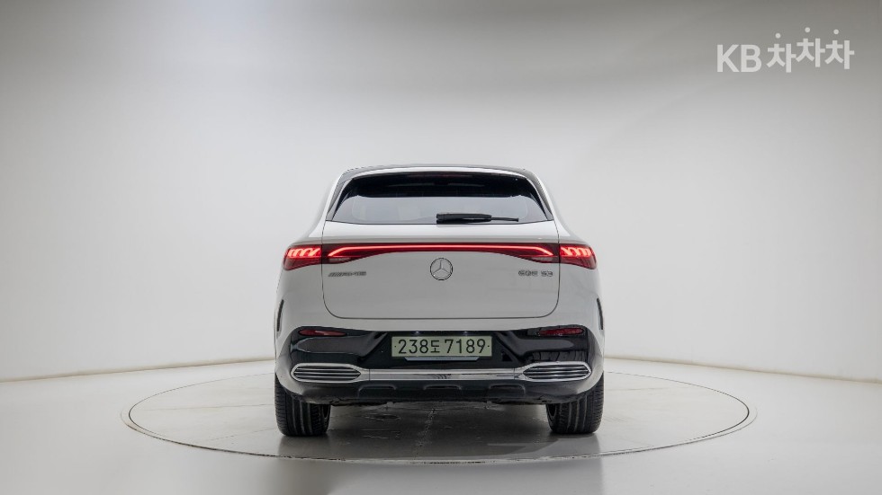 Mercedes-Benz EQE — miniaturë 3