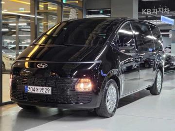 Hyundai Staria 3.5 LPG 투어러 9 모던 — foto 1