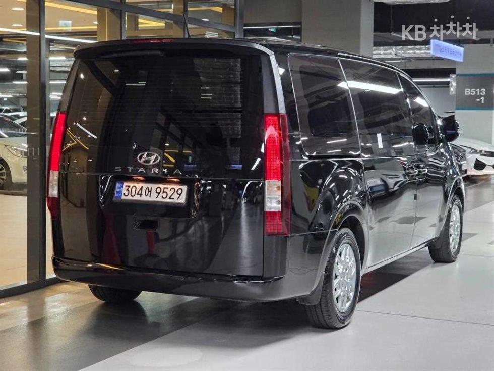 Hyundai Staria — miniaturë 4