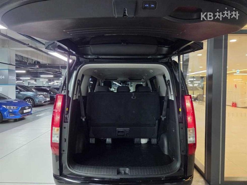 Hyundai Staria — miniaturë 6