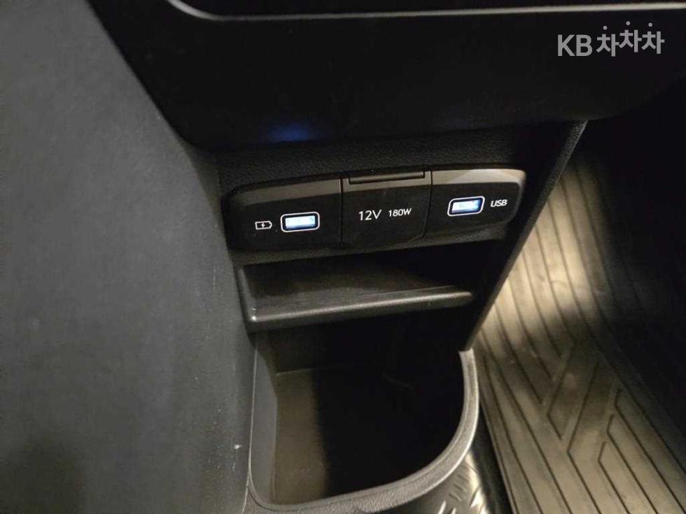 Hyundai Staria — miniaturë 17