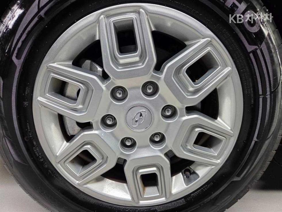 Hyundai Staria — miniaturë 19