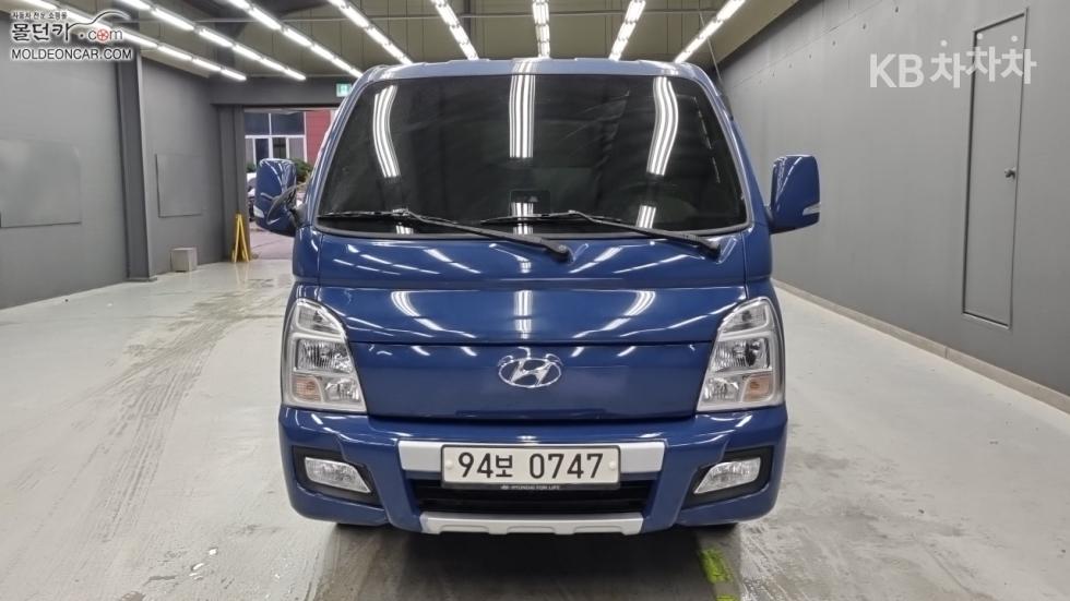 Hyundai Premium — фото 3