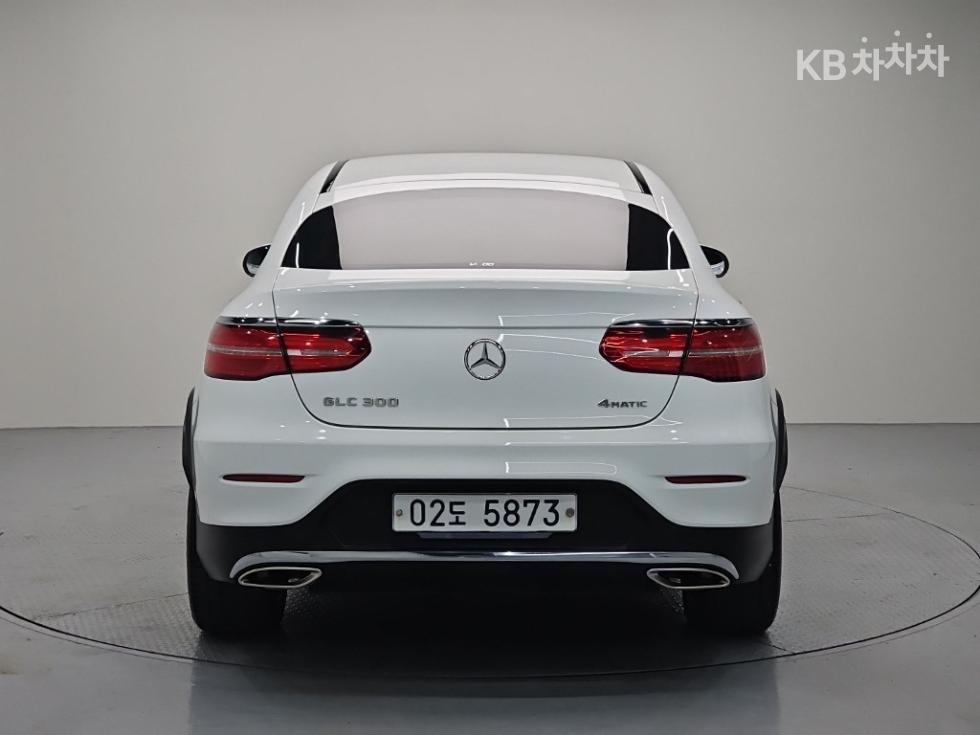Mercedes-Benz GLC-Class AMG Line — фото 3