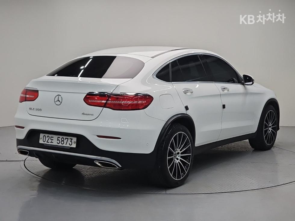 Mercedes-Benz GLC-Class AMG Line — фото 4